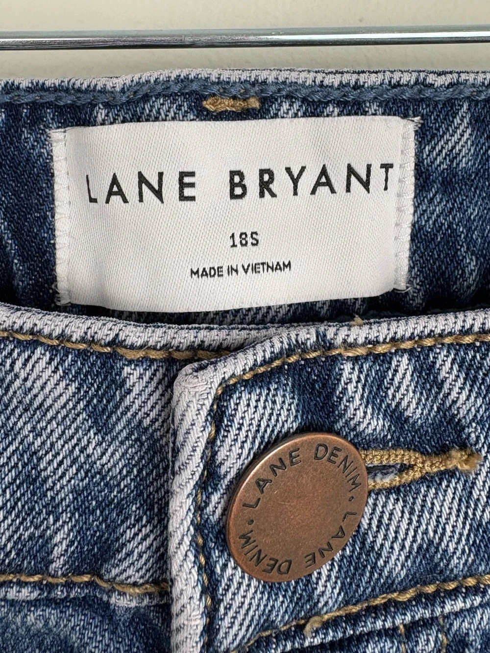 Lane Bryant Denim Wide Leg Jeans Size 18S Medium Blue Wash Clean Girl Minimalist - Picture 2 of 10